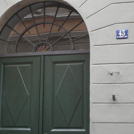 B&B Crispi Триест Екстериор снимка