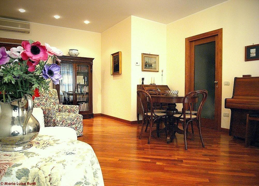 B&B Crispi Триест Стая снимка